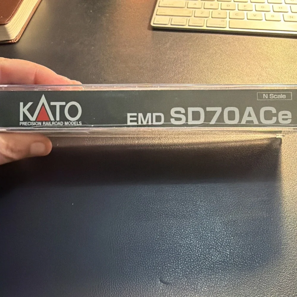 Kato N Scale 176-8404-DCC EMD SD70ACe Union Pacific Locomotive